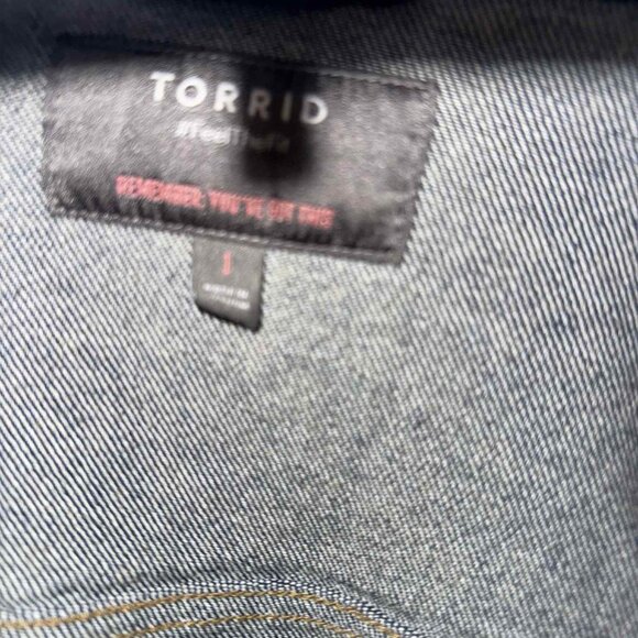 TORRID WOMEN LONG LENGTH JEAN JACKET DISTRUCTIVE - Picture 5 of 8